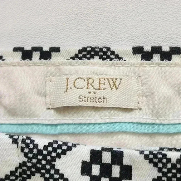 J. Crew Stretch Geometric Printed Women's Shorts 2 - Picture 8 of 9